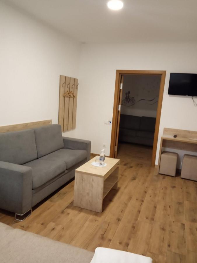 Hotel Bonus كولوميا المظهر الخارجي الصورة