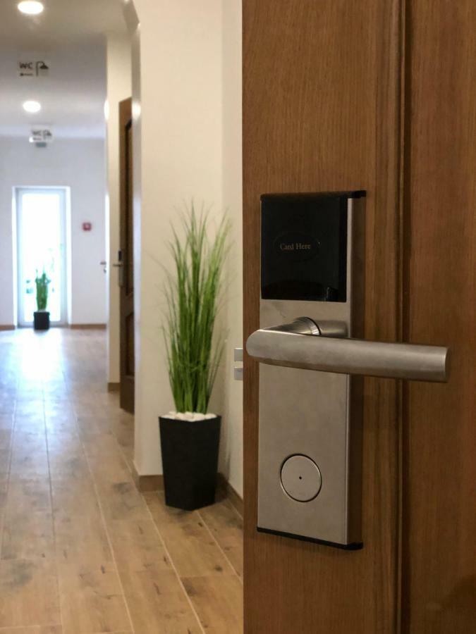 Hotel Bonus كولوميا المظهر الخارجي الصورة